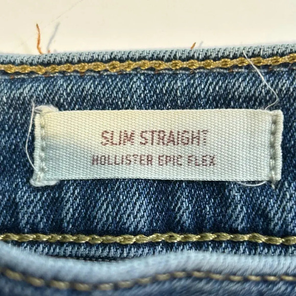 Hollister slim straight with epic flex medium wash with fading size 31 - Picture 7 of 11